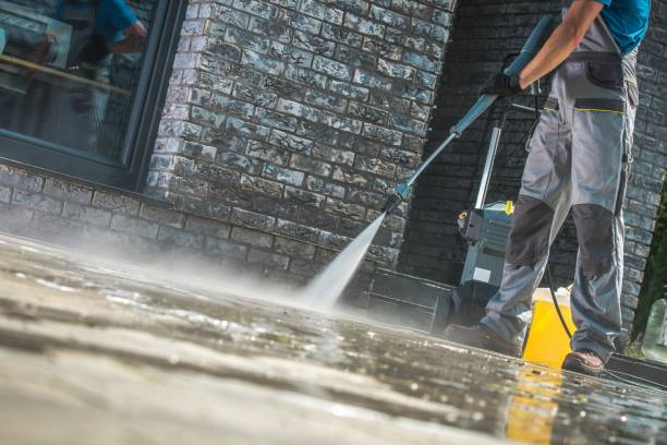 Best Gutter Cleaning  in Milford, NJ